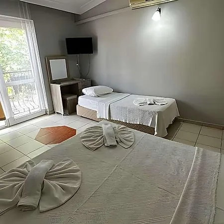 Otel Carmina